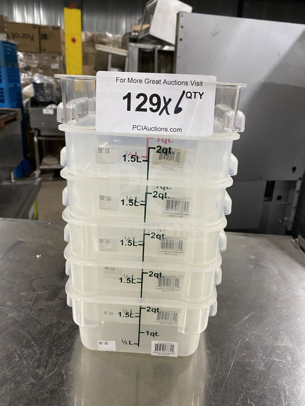 Thunder Group PLSFT002TL 2Qt clear polycarbonate food storage containers, stack of 6, durable, with measurement markings.
