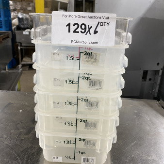Thunder Group PLSFT002TL 2Qt clear polycarbonate food storage containers, stack of 6, durable, with measurement markings.