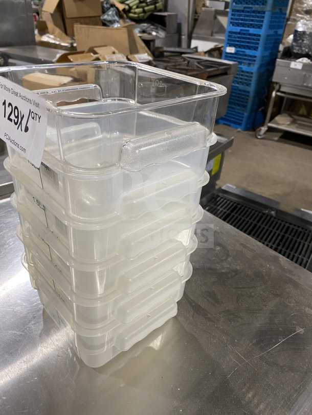 Thunder Group 2Qt square clear polycarbonate food storage container, model PLSFT002TL, new condition, stackable design.