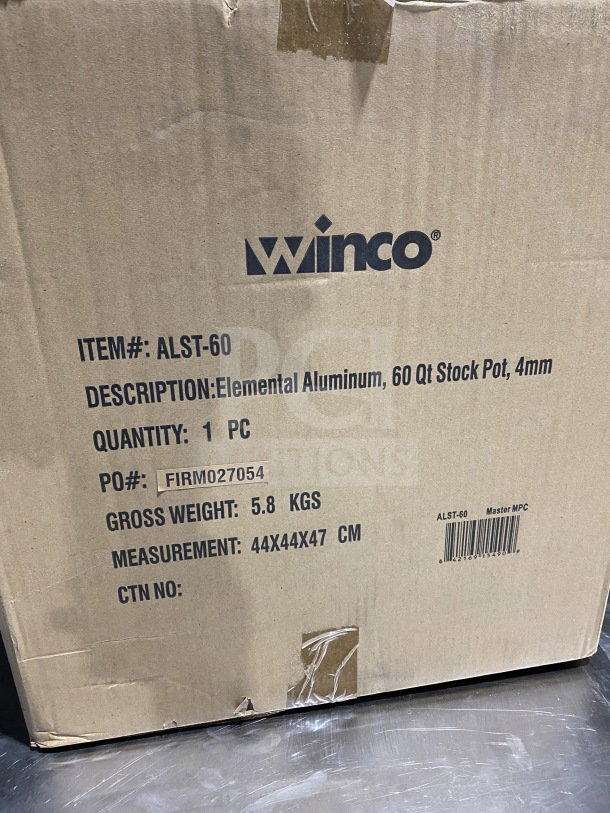 Brand new Winco ALST-60 60Qt aluminum stockpot in original packaging. Item #ALST-60, weight 5.8 kg, dimensions 44x44x47 cm.