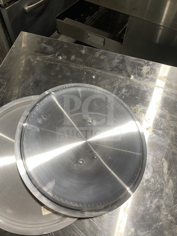 Winco AXS-32C aluminum stock pot cover, 32-Qt, new condition, commercial grade, metallic finish with visible label.