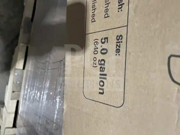 Brand new Service Ideas 5 gallon (640 oz) vacuum urn in box, unopened. Size label visible on packaging.
