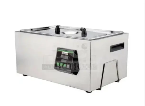 Brand new Winco Spectrum Series ESVC28 sous vide cooker, 7.4 gal capacity, stainless steel, digital control panel, 110–120V.