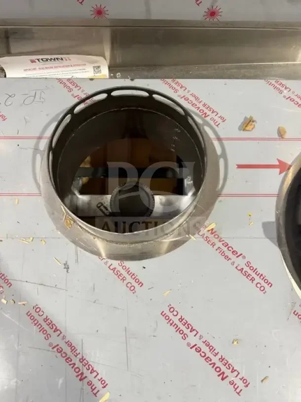 NEW Towns stainless steel natural gas commercial jet burner wok range, model Y2SSN, three stations, unused condition.