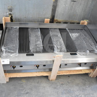 BRAND NEW Cooking Performance Group CL-CPG-48-NL 48" natural gas charbroiler, 120,000 BTU, with protective wrapping.