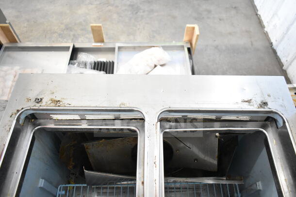 Delfield Commercial Sandwich Prep Table, Mega Top, 115V, 1 Phase. Missing bolts for Bain Marie lid. Visible wear.