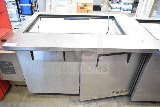 True TSSU-48-18M-B Commercial Prep Table, missing lid, 115 volts, 1 phase, fair condition, True logo visible.