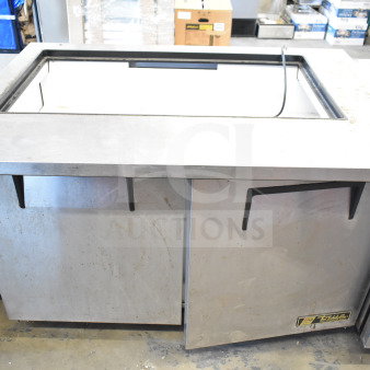 True TSSU-48-18M-B Commercial Prep Table, missing lid, 115 volts, 1 phase, fair condition, True logo visible.