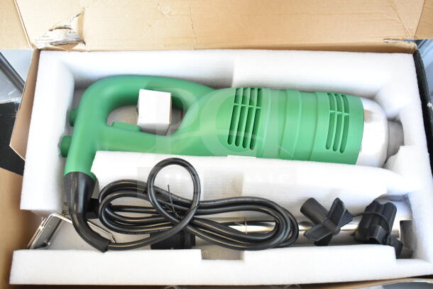 Brand new AvaMix 928IBHD12 12" heavy-duty immersion blender in box, 1 1/4 hp, 120V, slight box damage.