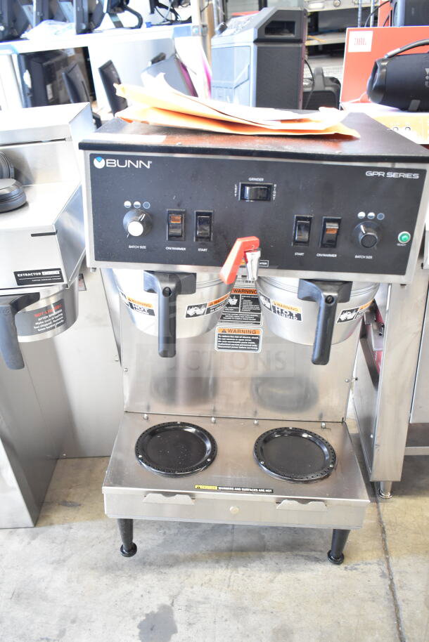 Bunn DUAL 20900.0011 Commercial Coffee Brewer, 18.9 Gal, 120/240V, 1 Phase, dual pot design, used condition.