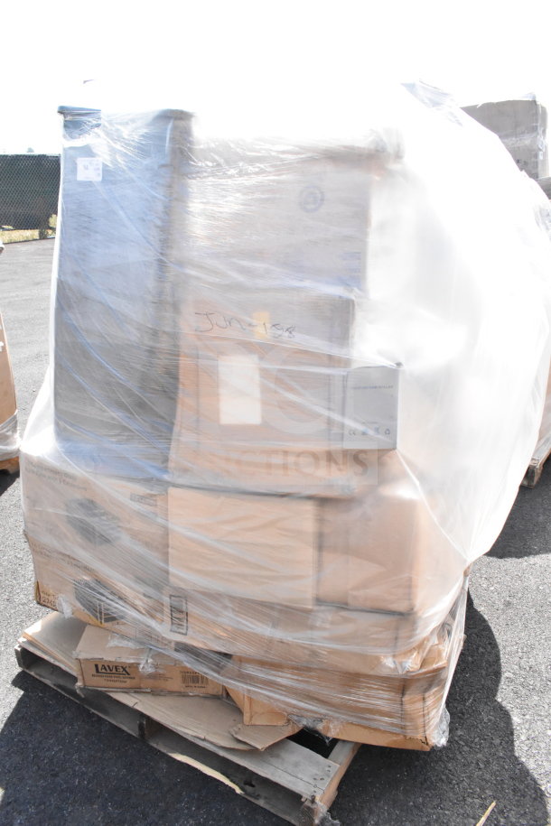 Pallet of 30 assorted new items including paper towel dispenser, watering can, night curtain, plates; labeled "JUN26-158."