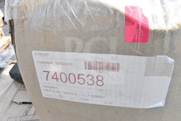 Cardboard box with Mauser label showing production number 103522009 and item number 7400538; part of auction lot.