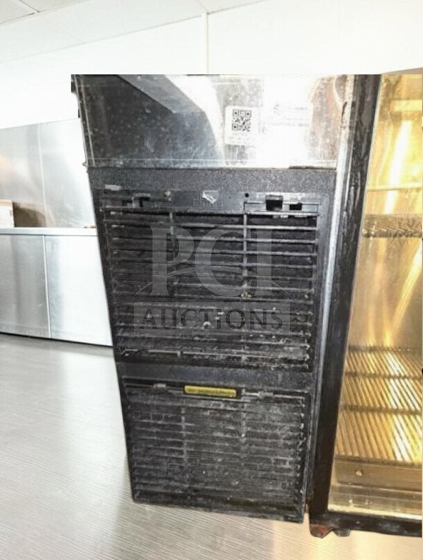 Glastender ND52-L6-GN(LR) 52" two glass door back bar refrigerator, NSF & UL listed, fully tested, professionally maintained.