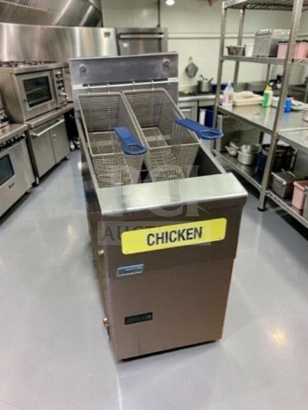 Pitco VF35 commercial deep fryer, stainless steel, 35 lb capacity, two baskets, 70,000 BTU, NSF listed, "CHICKEN" label.