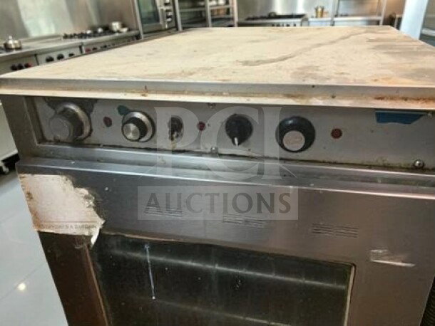 Alto-Shaam CH-75/DM electric cook & hold oven, stackable, low-temp holding, fully operational, well-maintained condition.
