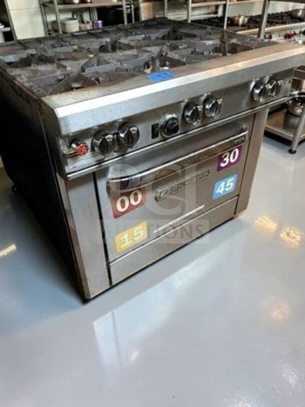 Southbend S36D 36" 6-burner gas range with standard oven, exceptional condition, fully tested, 203,000 BTU, operational.