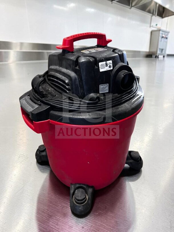 Craftsman CMXEVBE17595 16-gallon red wet/dry shop vacuum, 6.5 peak HP, heavy-duty, tested and operational, red handle, black base.