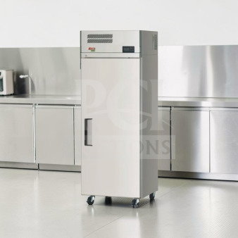 Turbo Air EF24-1-N-V reach-in freezer, 21.9 cu. ft., R290 refrigerant, excellent condition, fully tested and operational.