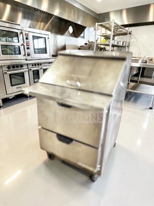 Beverage-Air SPED27HC-12M-B 27" Mega Top Refrigerated Prep Unit with drawers, immaculate condition, NSF & UL listed.