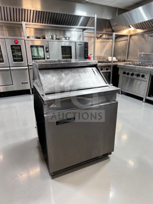 Randell 9412-32-7 refrigerated prep unit, 32" stainless steel, 12 pan capacity, single door, excellent condition, NSF & cULus listed.