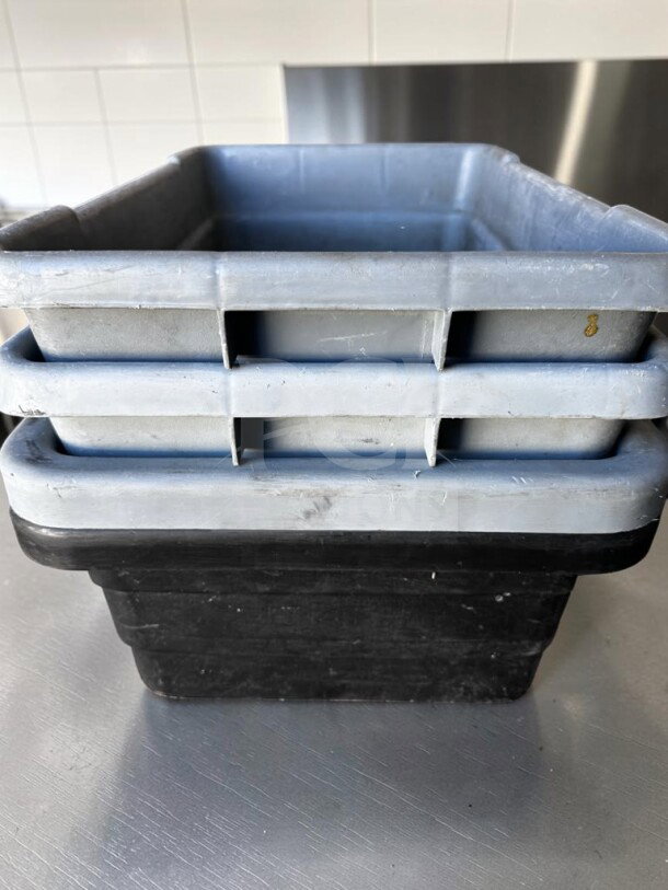 Uline Utility Totes, set of 4, gray plastic, 22"x17"x7", NSF certified, commercial storage, ULI-S-TOTE-1246.