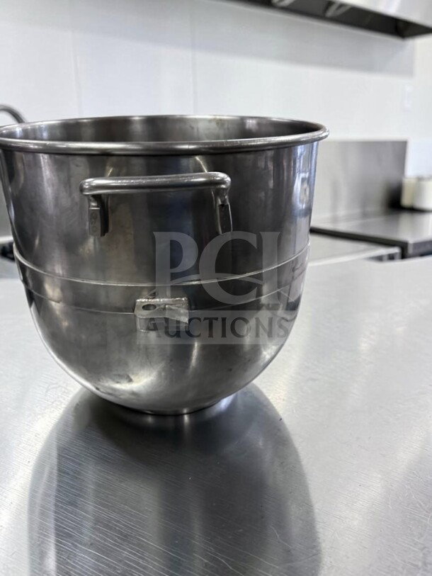 Hobart 30 Qt. stainless steel mixer bowl in high-grade condition. Heavy-duty, commercial replacement part, ready for use.