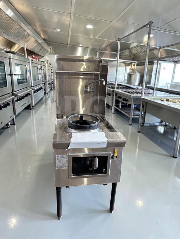 ABC Restaurant Equipment ABC-1 Wok Range, single-hole, 23-tip jet burner, 110,000 BTU, natural gas, NSF certified, excellent condition.