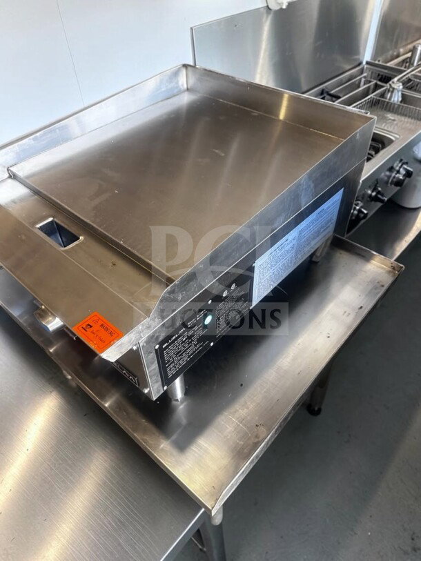 Blue Lava BLGM24-24D 24" commercial gas griddle, 1" plate, 60,000 BTU, natural gas, pristine condition, CSA certified.