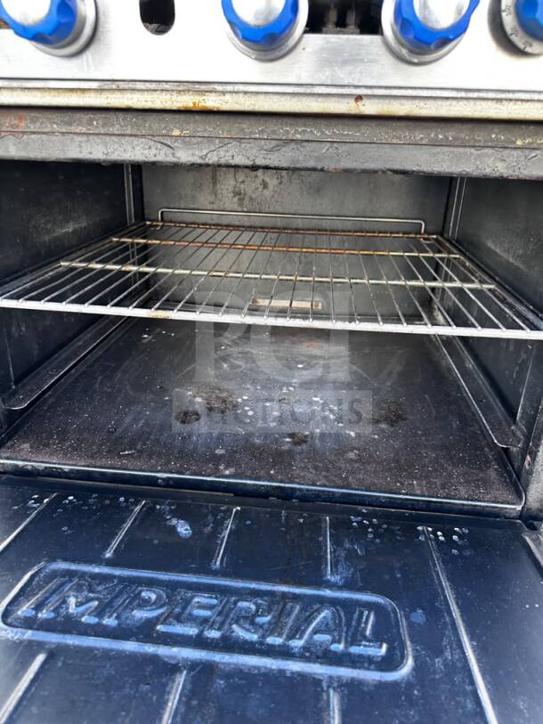 Imperial IR-6 Pro Series 36" gas range, 6 burners, with standard oven. NSF & CSA certified. Natural gas, 227,000 BTU.