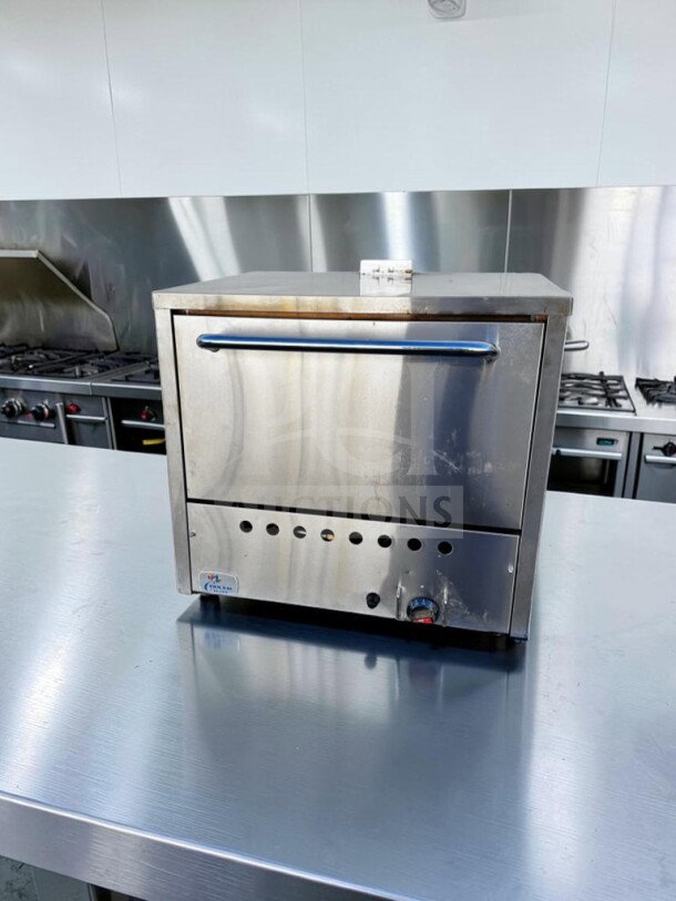 Outstanding condition Cooler Depot PO31 36" commercial gas pizza deck oven with dual hearth decks, 25,000 BTU, NSF certified.