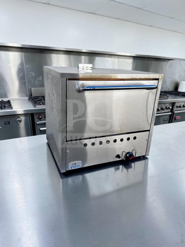 Cooler Depot CB-60-HC 36" commercial pizza deck oven, stainless steel, dual hearths, 25,000 BTU, NSF certified, excellent condition.