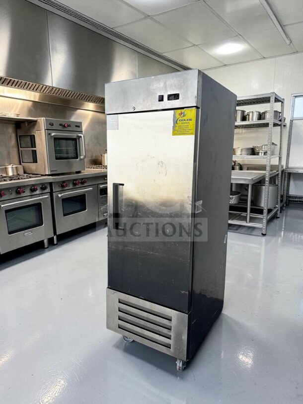 Cooler Depot CD-29F-1, 29" reach-in freezer, 17.79 Cu. Ft., stainless steel, ETL & NSF certified, prime condition.