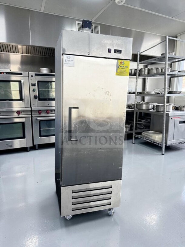 Cooler Depot CD-29F-1 reach-in freezer, 29", 17.79 cu. ft., prime condition, 115V, ETL & NSF certified, with caster wheels.
