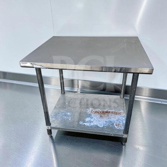 Regency 600T3036G 36"x30" stainless steel work table with galvanized undershelf, adjustable feet, NSF certified, fully inspected.