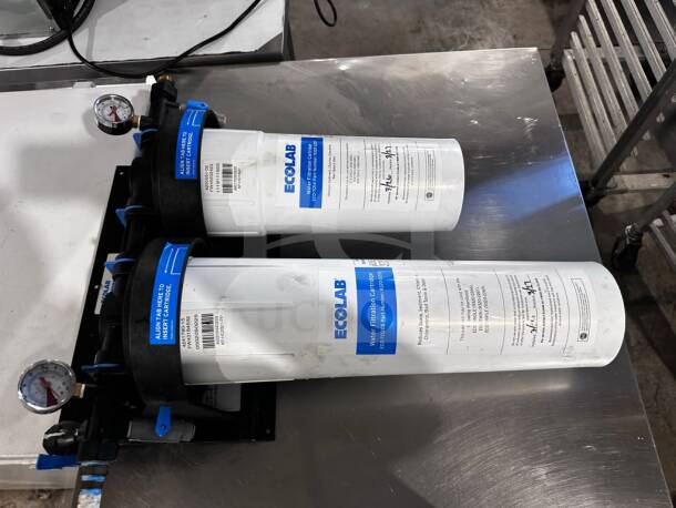Ecolab KineticoPRO KPMF HC614-2 dual-cartridge water filtration system, 150,000-gallon capacity, dual pressure gauges.