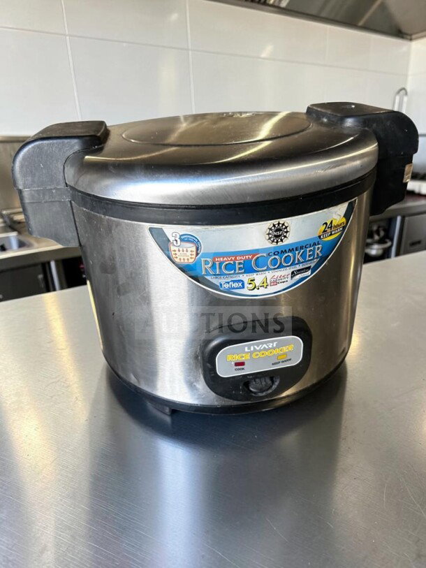 Livart L-350 Commercial Rice Cooker, 30-Cup with 5.4-Liter capacity, stainless steel, well-maintained, fully operational.