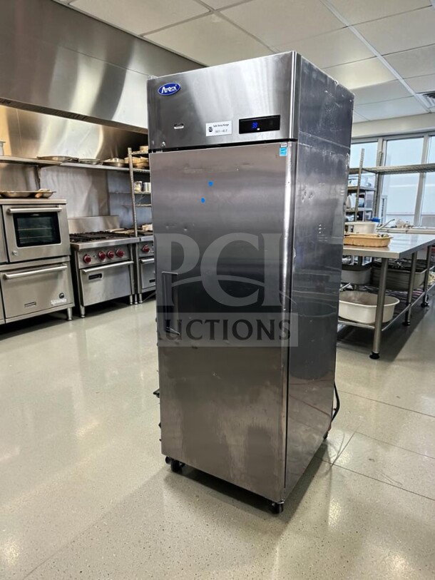 Atosa MBF8004GR 28.7" commercial refrigerator, 21.4 cu. ft., stainless steel, excellent condition, ENERGY STAR®, ETL & NSF listed.