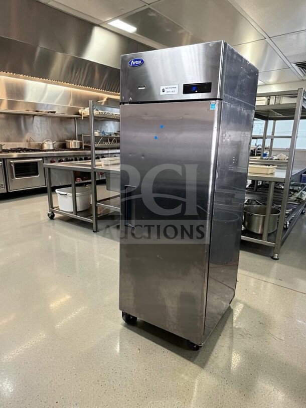 Atosa MBF8004GR 28.7" commercial one-door refrigerator, excellent condition, ENERGY STAR® rated, 21.4 cu. ft., ETL & NSF listed.