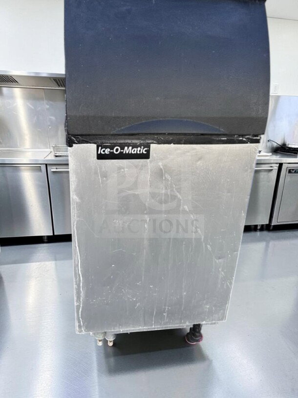 Elite condition Scotsman F1222A-32D flake ice machine, 22" wide, air-cooled, produces up to 1,100 lb/day, UL & NSF listed.
