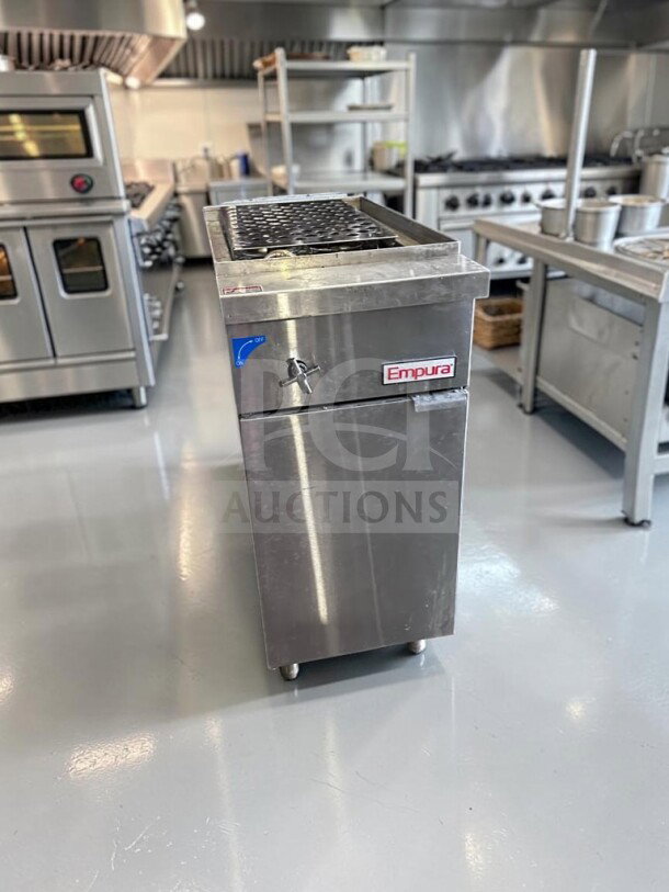 Brand new Empura E-PC11_NAT commercial gas pasta cooker, 11-gallon, 70,000 BTU, six baskets, ETL & NSF compliant, stainless steel.