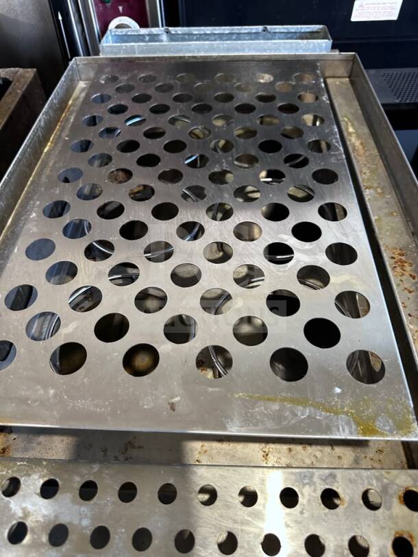 Empura E-PC11_NAT 15.67" commercial gas pasta cooker, 11-gallon tank, six baskets, stainless steel, 70,000 BTU, ETL & NSF/ANSI 4 compliant, new condition.