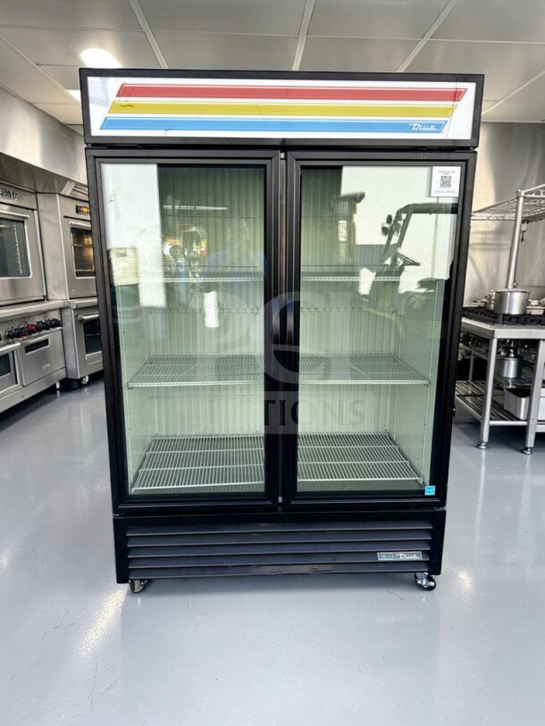 Prime condition True GDM-49F-HC~TSL01 freezer, 54" with two glass doors, 44.7 cu. ft., LED lighting, ENERGY STAR®, fully operational.