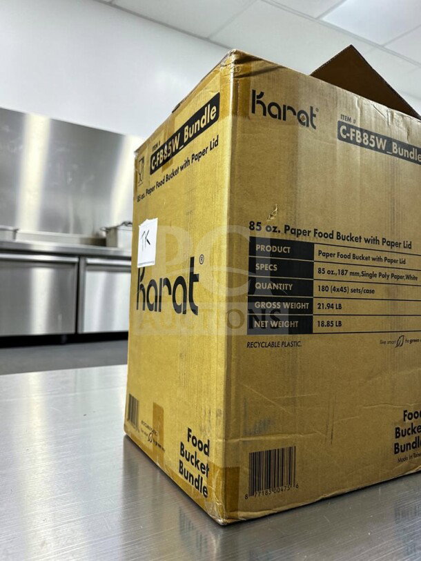Karat Packaging C-FB85W_Bundle 85 oz. white paper food buckets with lids, 180 sets per case, new condition, open case.