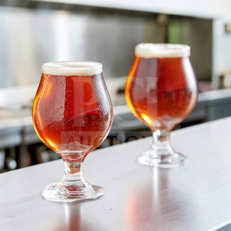 Libbey 3808 16 oz. Belgian beer glasses, clear stem, new condition, customizable, dishwasher safe, set of 36.