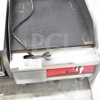 Avantco 1777EG16N commercial electric griddle, 120V, countertop model, flat top, used condition, temperature control dial.