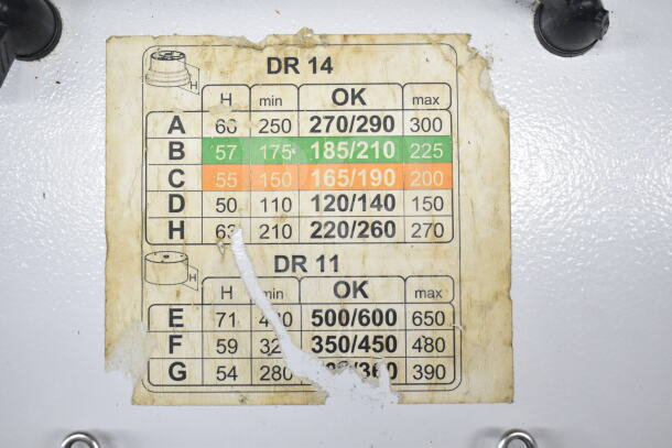 2017 Univex DR1411 Dough Divider, showing worn capacity chart. 110V, 1 phase. Used for precise dough portioning.