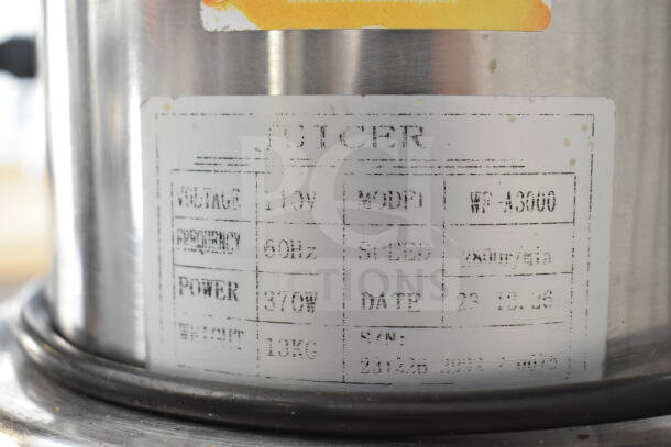 Commercial countertop citrus juicer, 110V, 1 phase, Model WP-A3000, power 370W, weight 18kg. Date 28.12.08.