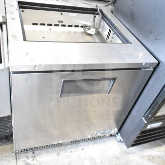 2017 True TFP-32-12M commercial prep table, missing lid, 115V, 1 phase, stainless steel, used condition.