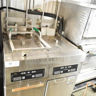 Frymaster FPH214BLSC Commercial Floor Style Electric Powered 2 Bay Deep Fat Fryer w/ Pitco Frialator on Commercial Casters. 208 Volts, 3 Phase.