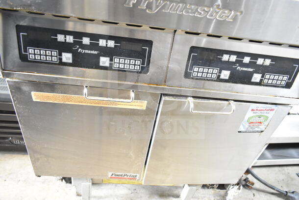 Frymaster FPH214BLSC electric 2-bay deep fat fryer with Pitco Frialator on casters. Features digital controls. Model FPH214BLSC.